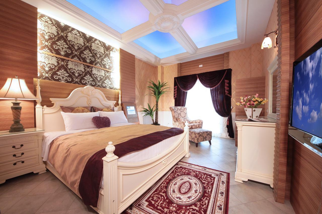 ג'יאושי Luxembourg Hills Homestay מראה חיצוני תמונה